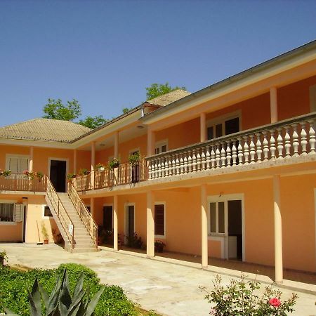 Apartments Anka Privlaka  Exterior photo