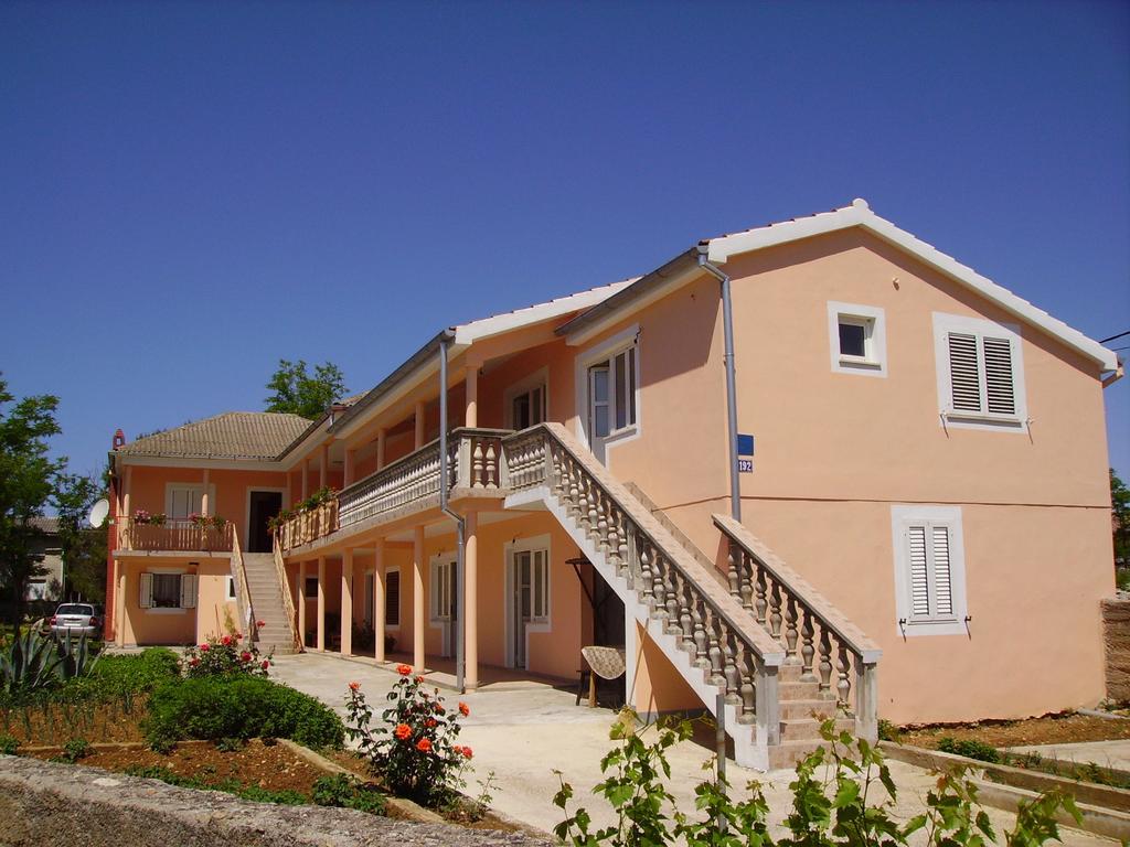 Apartments Anka Privlaka  Exterior photo